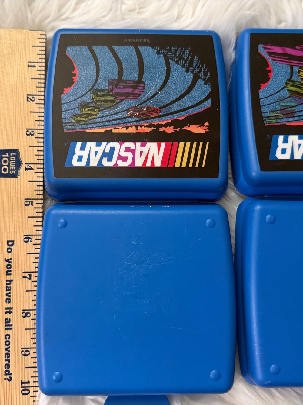 Nascar Blue Plastic Snack Containers with Racing Graphic - Picture 4 of 5